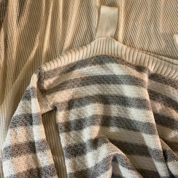 Juniors Straps Cold Shoulder Long Sleeve Loose Knit Pullover Sweater - Picture 3 of 9